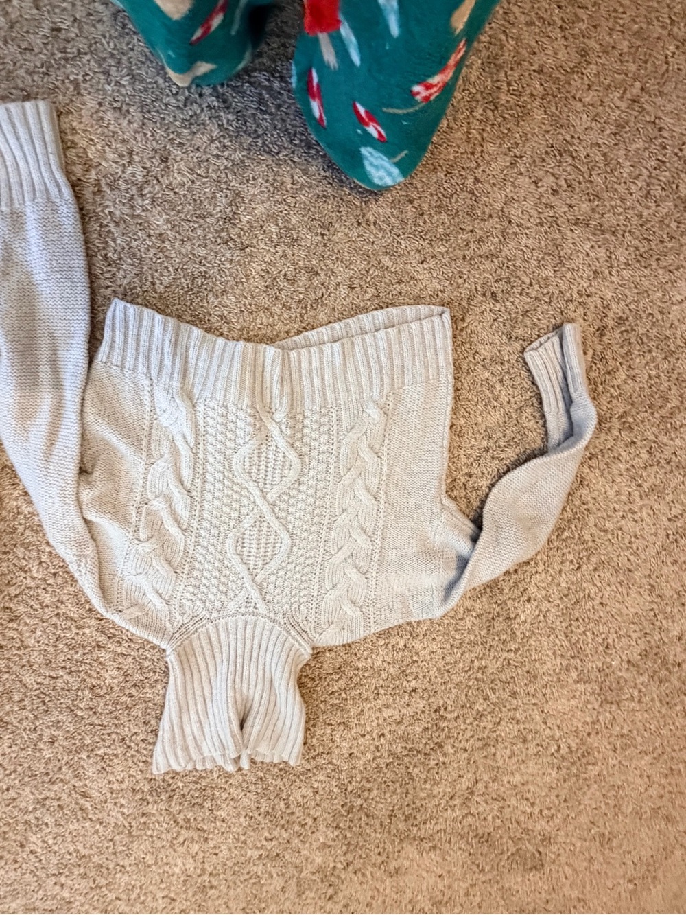 American Eagle Outfitters Cream Cable Knit Turtleneck Sweater